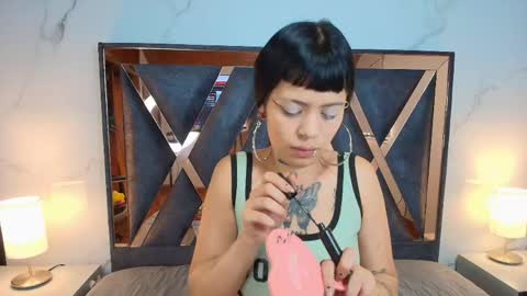 Aurora Diaz online show from April 28, 11:59 am