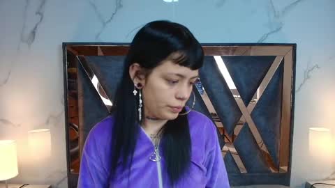 Aurora Diaz online show from May 7, 12:10 pm