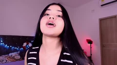 Aurora online show from November 30, 11:09 pm