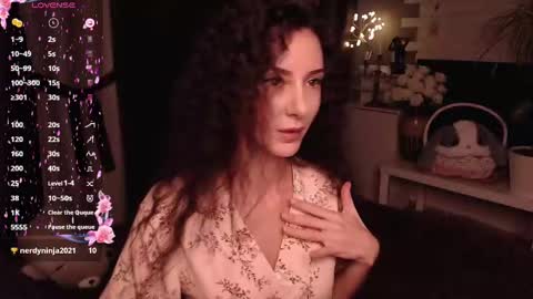 Snapshot of auroragreys chatting on February 23, 1:53 pm Aurora online show from February 23, 1:53 pm