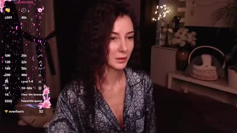 Snapshot of auroragreys chatting on February 26, 10:15 am Aurora online show from February 26, 10:15 am