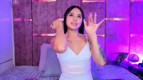 aurora online show from November 17, 7:52 pm