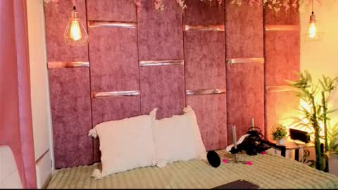 aurora online show from January 31, 8:18 pm