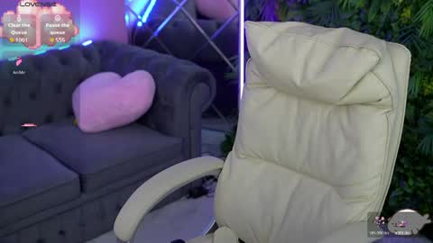 Aurora online show from June 8, 12:49 pm