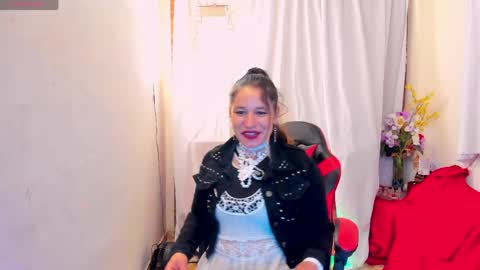 Aurora Rojas online show from June 7, 9:29 pm