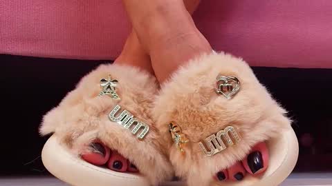 Aurora online show from December 20, 2:02 pm