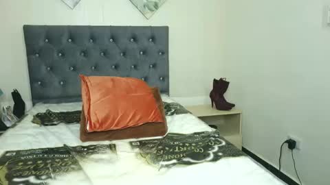 Aurora online show from November 17, 7:14 am