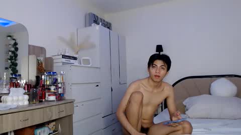 Snapshot of aus_thin02 chatting on March 25, 7:53 pm Austin online show from March 25, 7:53 pm