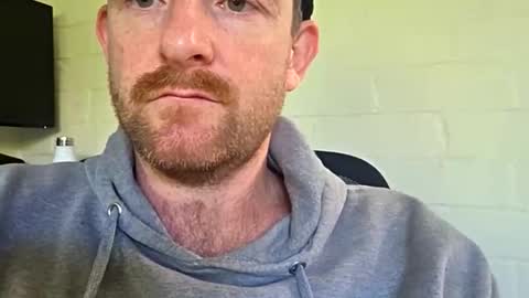 Snapshot of aussie_dadbod6969 chatting on June 5, 12:06 am aussie_dadbod6969 online show from June 5, 12:06 am