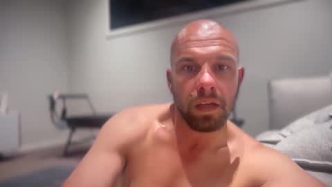 Snapshot of aussieboycal chatting on March 19, 10:41 am aussieboycal online show from March 19, 10:41 am