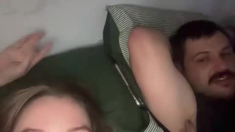 aussiecouple101798558 online show from October 3, 12:07 am