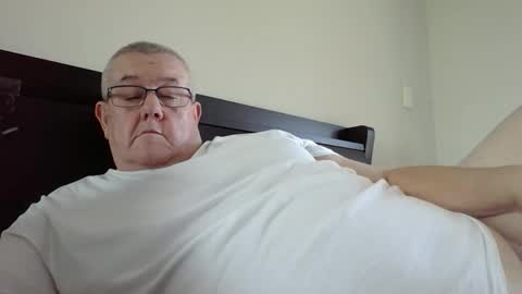 aussieg online show from December 23, 6:44 am