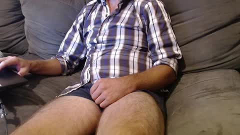 Snapshot of aussiemanvslady chatting on January 15, 3:39 pm AussieDeviantsAnomymous online show from January 15, 3:39 pm