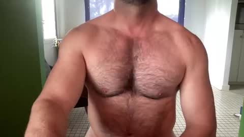 Snapshot of aussiemuscledad chatting on March 23, 12:25 am AussieMuscleDad online show from March 23, 12:25 am