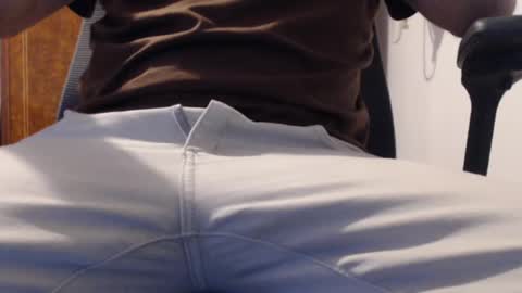 austin_breaker online show from March 21, 6:11 pm