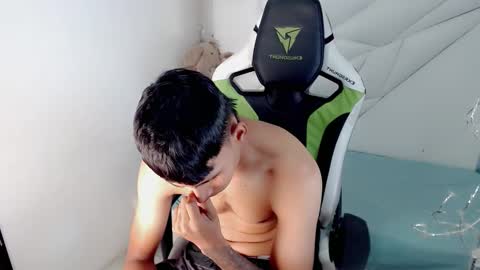 Snapshot of austin_col_ chatting on October 24, 4:03 pm AUSTIN online show from October 24, 4:03 pm