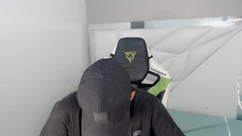 Snapshot of austin_col_ chatting on November 4, 12:04 pm AUSTIN online show from November 4, 12:04 pm