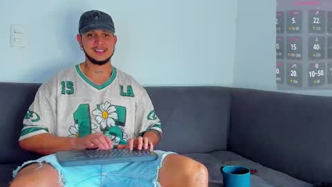 A online show from October 16, 9:38 pm