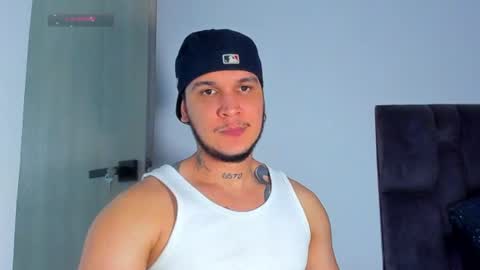 A online show from June 18, 10:03 pm