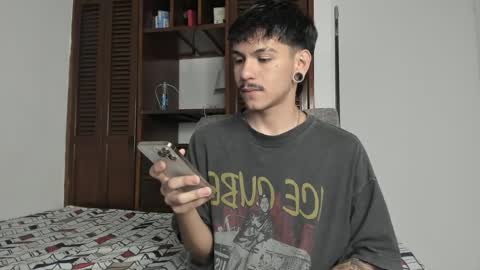 Austin online show from October 10, 1:32 pm