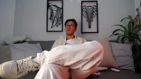 Snapshot of austinreeds chatting on November 11, 3:23 pm austinreeds online show from November 11, 3:23 pm