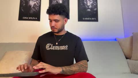 AustinTorres  online show from June 10, 1:06 am