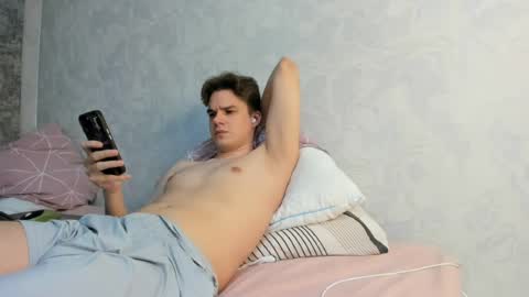 Auston 3 online show from July 10, 8:11 pm