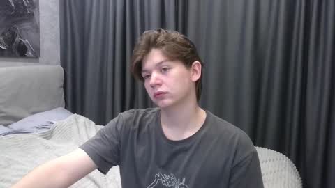 ausxuw online show from October 10, 7:13 pm