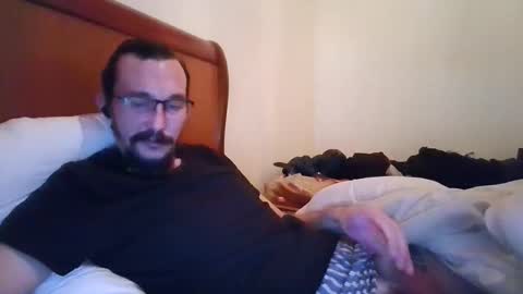 Snapshot of author980 chatting on December 2, 12:54 pm author980 online show from December 2, 12:54 pm