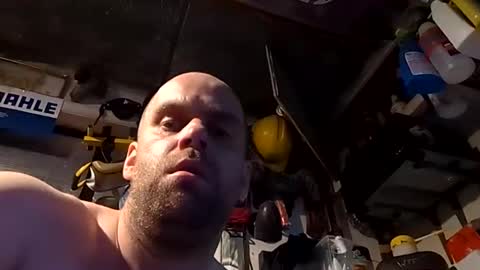 Snapshot of automotivtech chatting on October 24, 7:38 am Pluke online show from October 24, 7:38 am