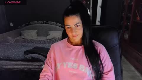 Ava online show from February 12, 5:19 pm