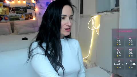 Snapshot of ava_athena chatting on May 2, 5:07 pm Ava online show from May 2, 5:07 pm