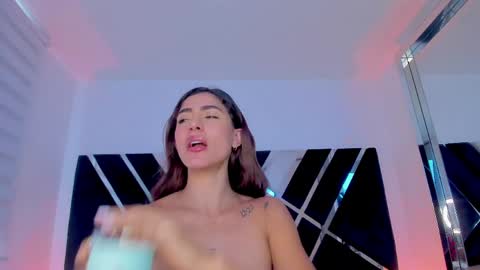 Ava Fontana online show from May 22, 10:26 pm