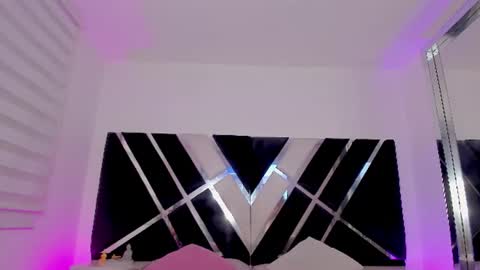 Snapshot of ava_fontana2 chatting on June 22, 12:24 am Ava Fontana online show from June 22, 12:24 am