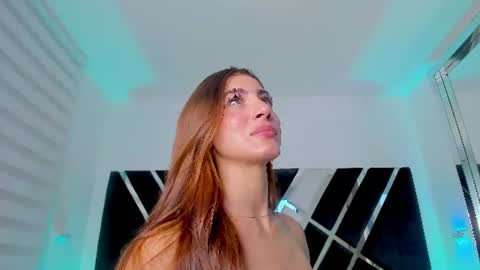 Snapshot of ava_fontana2 chatting on July 15, 12:49 am Ava Fontana online show from July 15, 12:49 am