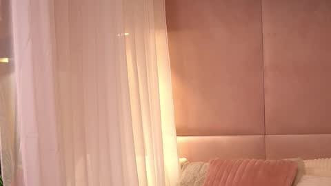 Snapshot of ava_heath chatting on February 15, 1:13 am Ava online show from February 15, 1:13 am