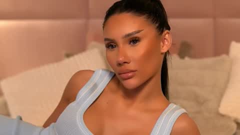 Snapshot of ava_heath chatting on March 28, 1:38 am Ava online show from March 28, 1:38 am