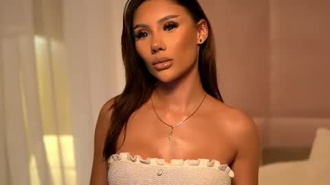 Ava online show from June 22, 1:29 am