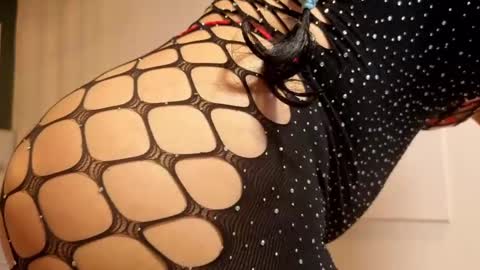 ava_lewis_ online show from October 8, 4:43 am