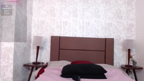 Snapshot of ava_raye chatting on March 18, 7:06 pm Ava online show from March 18, 7:06 pm