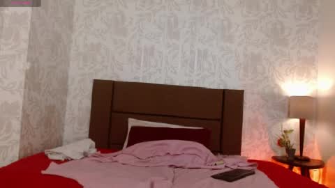 Snapshot of ava_raye chatting on April 14, 7:20 pm Ava online show from April 14, 7:20 pm