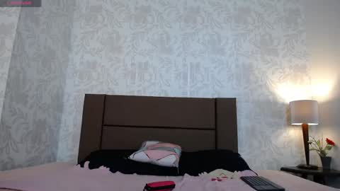 Snapshot of ava_raye chatting on May 26, 6:59 pm Ava online show from May 26, 6:59 pm
