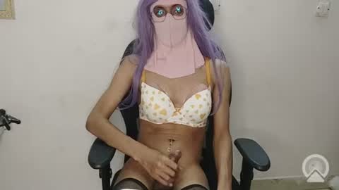 Badgirl trans69 online show from June 30, 5:47 pm