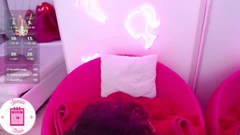 Snapshot of ava_williams_ chatting on February 12, 4:55 pm AVA online show from February 12, 4:55 pm