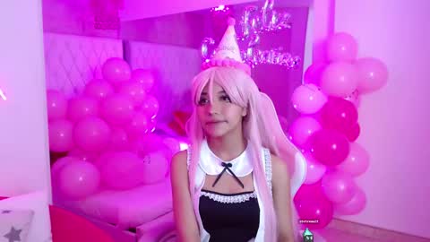 Snapshot of ava_williams_ chatting on November 14, 10:29 pm AVA online show from November 14, 10:29 pm