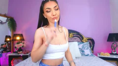 Snapshot of avaaaddams chatting on March 9, 5:22 am Pamela online show from March 9, 5:22 am