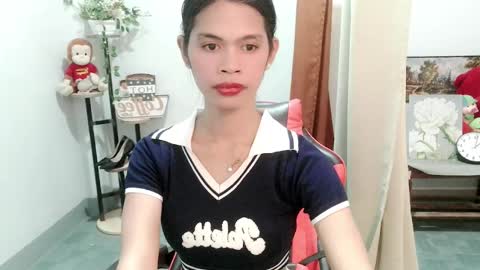 avacadaxcx online show from February 2, 12:37 pm