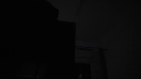 Snapshot of avajamess_ chatting on May 27, 1:57 am EVA online show from May 27, 1:57 am