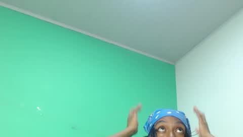 Snapshot of avalericherrycm101 chatting on November 2, 3:53 am avalericherrycm101 online show from November 2, 3:53 am