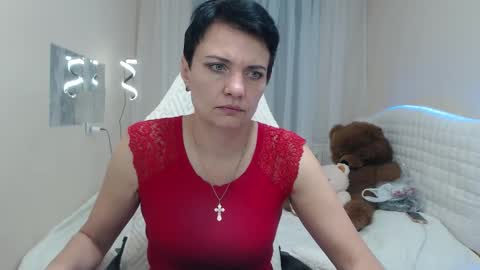 avasaturnian online show from September 15, 12:05 pm